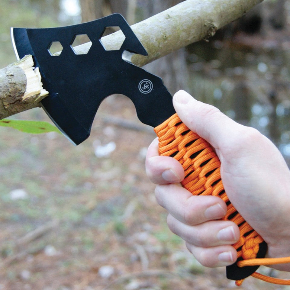 Para-Hatchet Fire-Starter